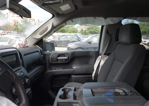 2021 Chevrolet Silverado 1500 4Wd Short Bed Custom из США, поврежденный, VIN 3GCPYBEKXMG204495